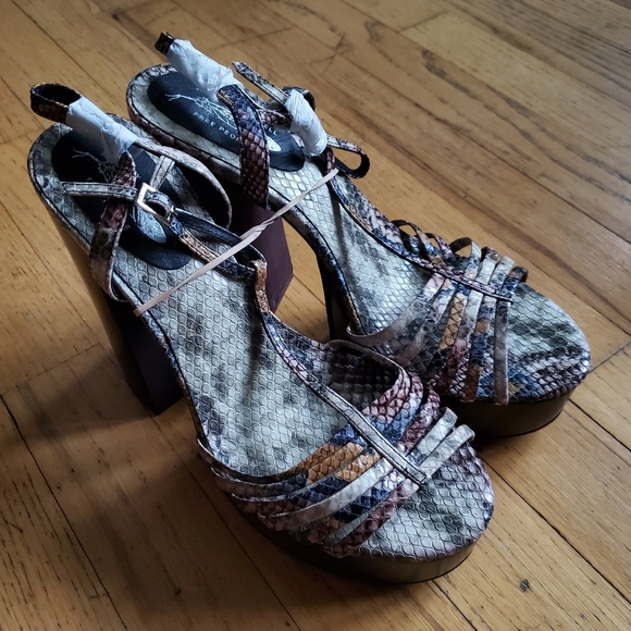 Jeffrey Campbell x Free People Snakeskin Platform - Picture 1 of 4